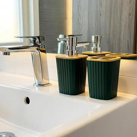 Vallonea Attico Terrazzato A 10 Min Dal Lungomare * Bari