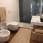 Apartment Vallonea Attico Terrazzato A 10 Min Dal Lungomare Bari