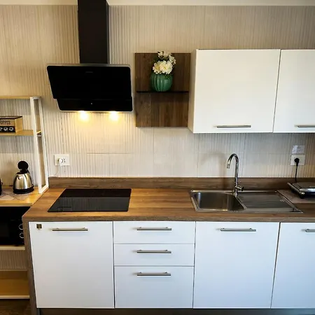 Vallonea Attico Terrazzato A 10 Min Dal Lungomare * Bari