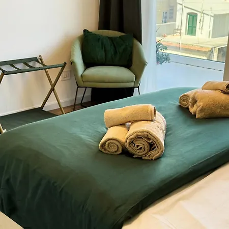 Appartamento Vallonea Attico Terrazzato A 10 Min Dal Lungomare *